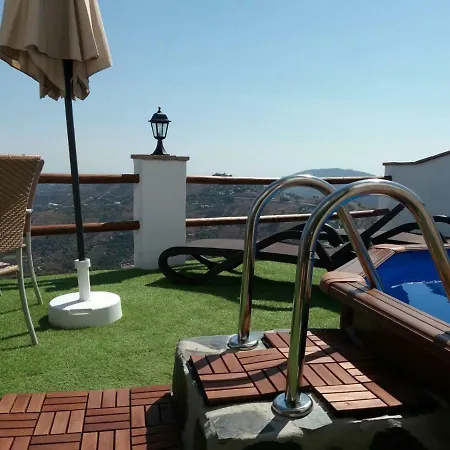 Casa Ayo
